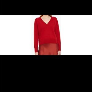 Vince Camuto Cashmere V-Neck Sweater Red. Size Small 4-6